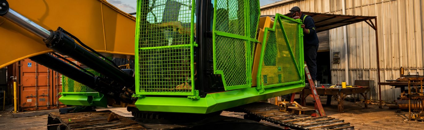 banner-Custom-Excavator-Cab-Guard